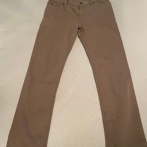 Banana Republic Traveler Pant